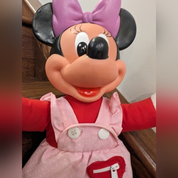 Disney Vintage Minnie Mouse Learn To Dress Me- 1980's, Mattel 15" - Picture 3 of 7